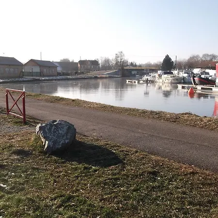 Gite Les Rosiers Traubach-le-Bas Exterior photo